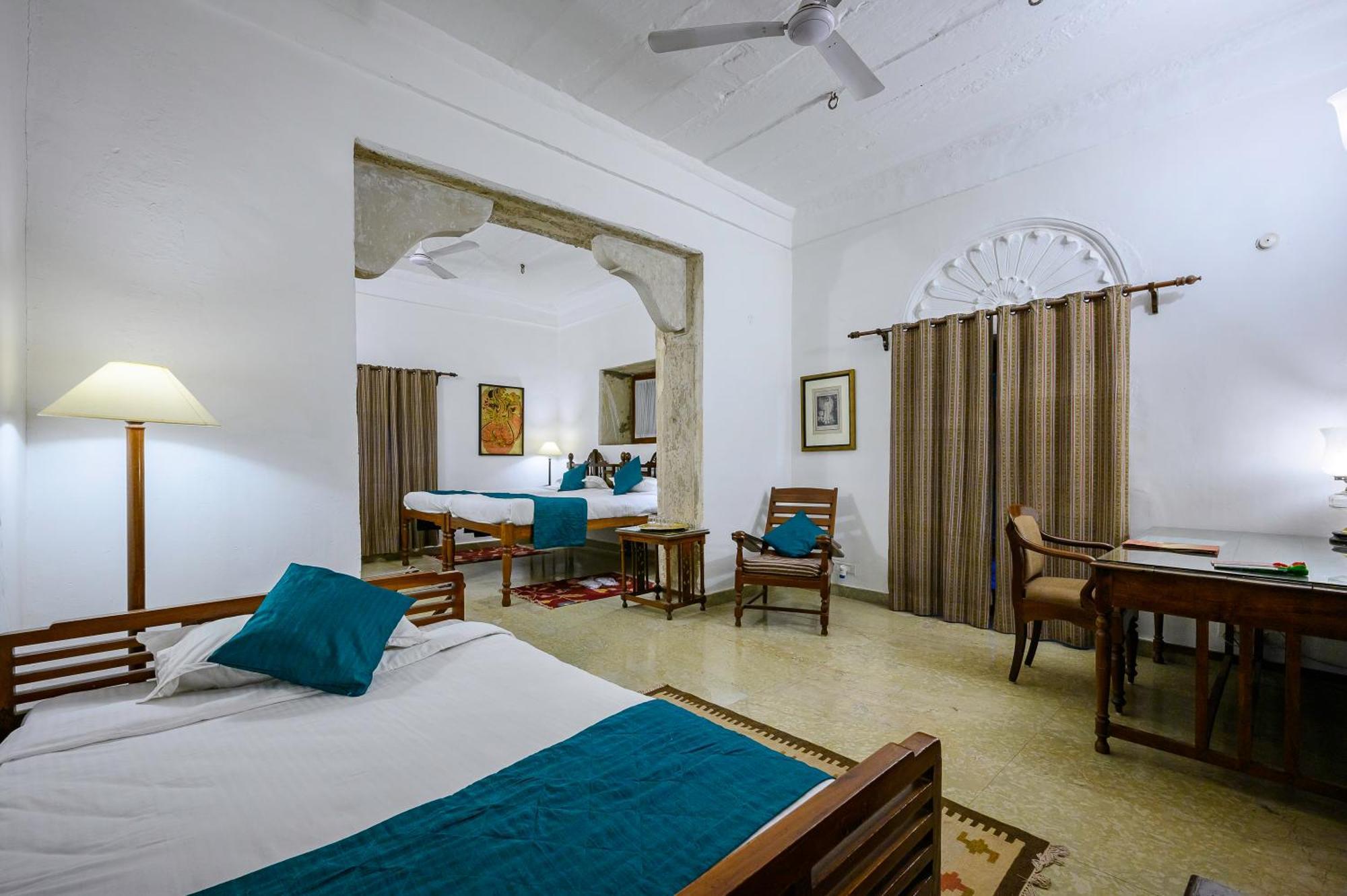 ホテル Neemrana'S - Deo Bagh グワーリヤル エクステリア 写真