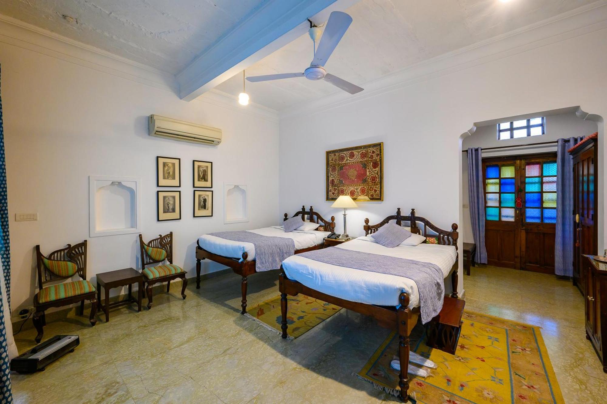 ホテル Neemrana'S - Deo Bagh グワーリヤル エクステリア 写真