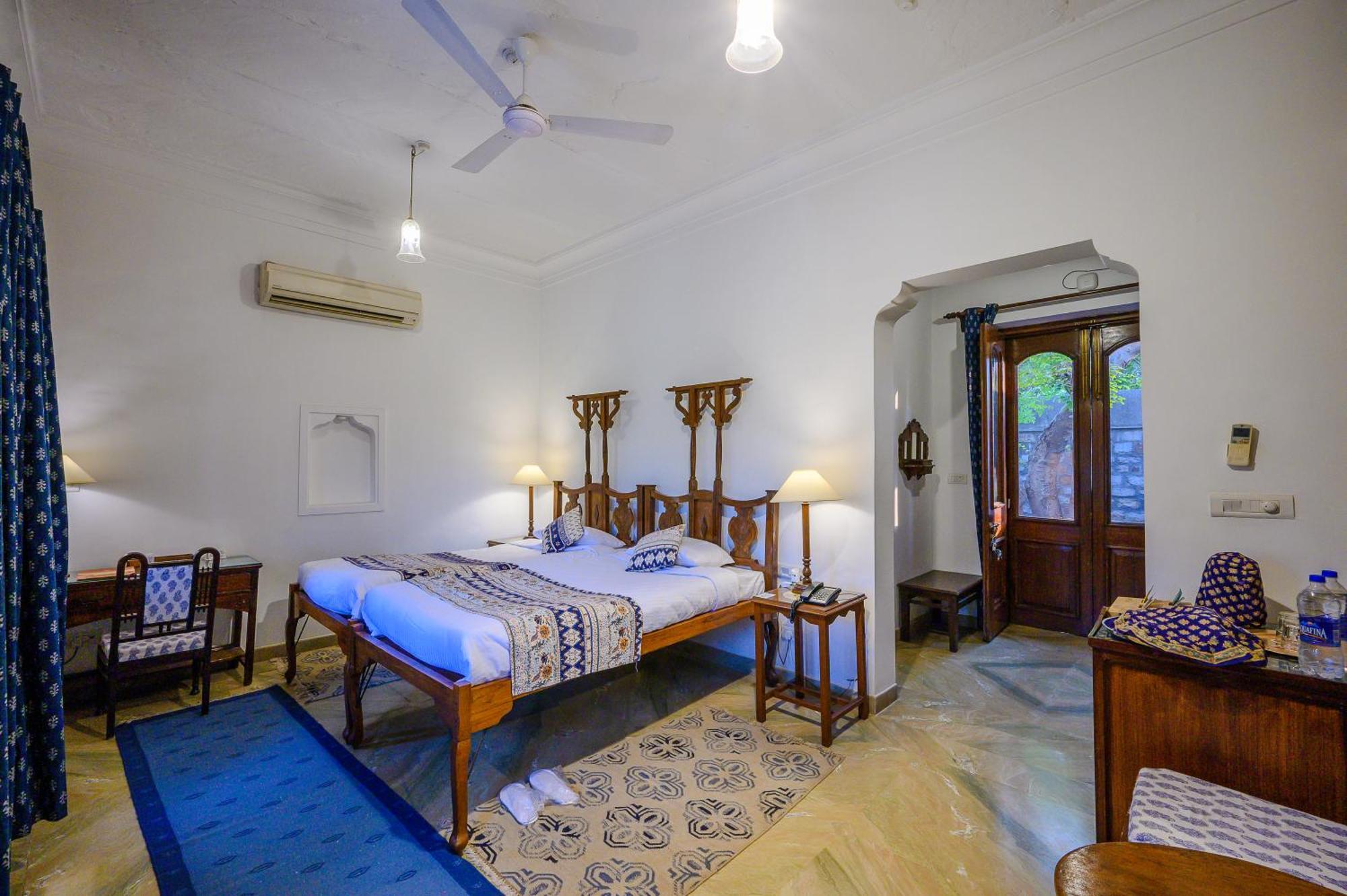ホテル Neemrana'S - Deo Bagh グワーリヤル エクステリア 写真