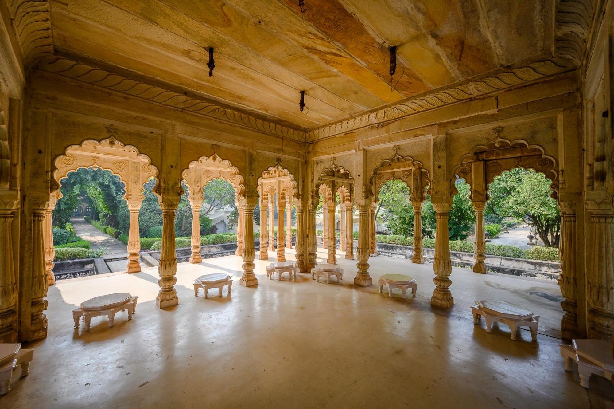 ホテル Neemrana'S - Deo Bagh グワーリヤル エクステリア 写真