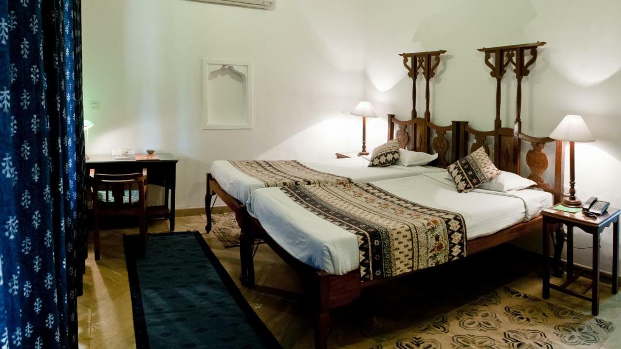 ホテル Neemrana'S - Deo Bagh グワーリヤル エクステリア 写真